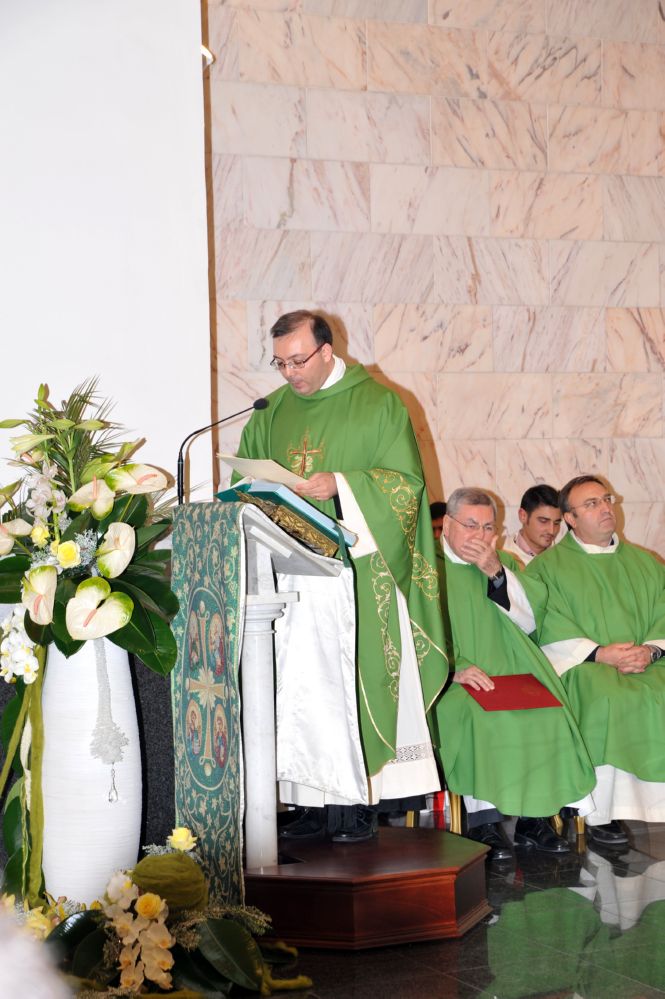 possesso-canonico-don-doriano-12-11-2011 (29)